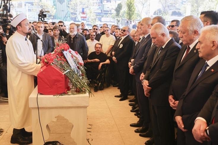 İmam, S. Süreyya Önder ile ilgili anısını cenazede anlattı